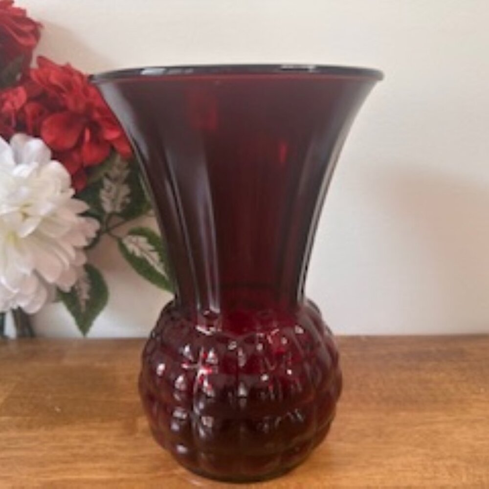 Vintage Anchor Hocking Royal Ruby Red Glass Vase – Pineapple Base Flared Rim Mid